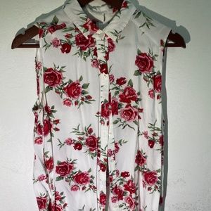 H&M Floral Sleeveless blouse